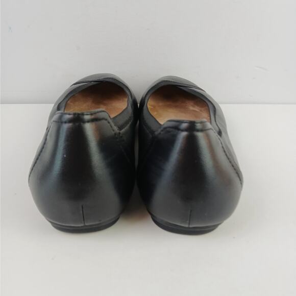 Vionic SZ 8.5 Caroll Ballet Flat in Black Leather - Picture 4 of 8